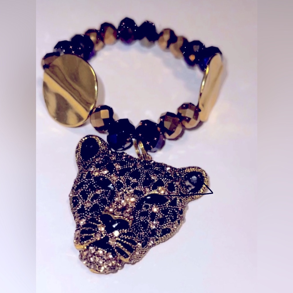 Handmade leopard beaded bracelet  Rand new never worn